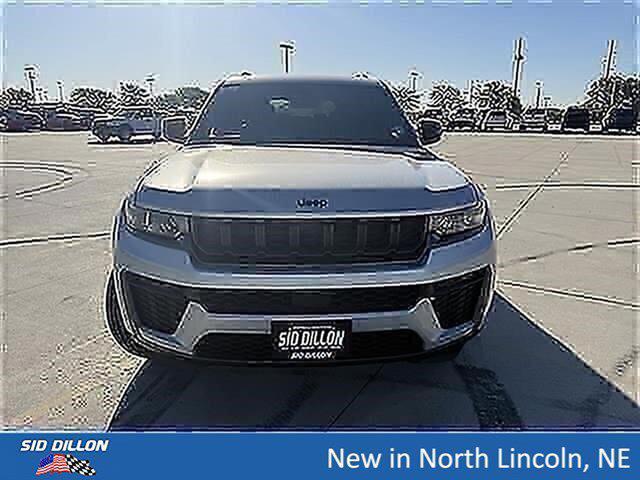 2026 Jeep Grand Cherokee L GRAND CHEROKEE L LAREDO ALTITUDE 4X4