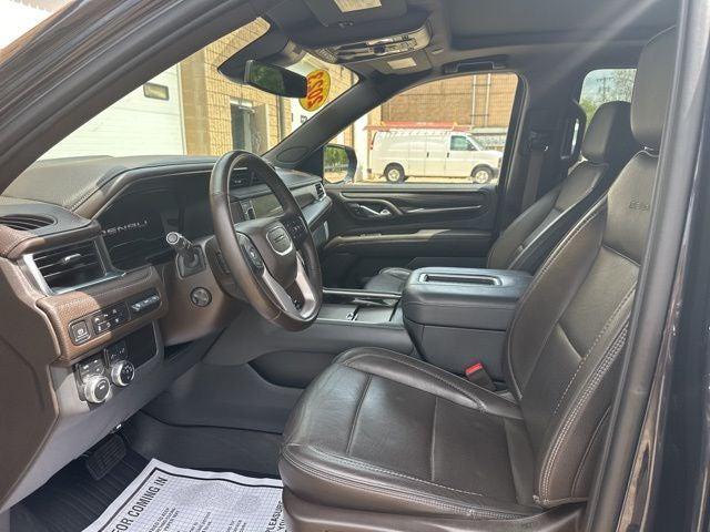 2023 GMC Yukon XL 4WD Denali