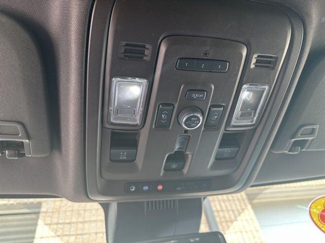 2023 GMC Yukon XL 4WD Denali