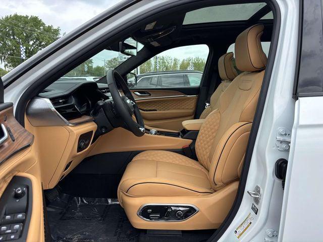 2026 Jeep Grand Cherokee Summit 4x4