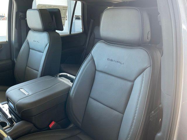 2026 GMC Yukon 4WD Denali