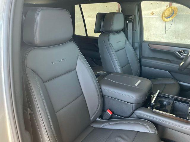 2026 GMC Yukon 4WD Denali