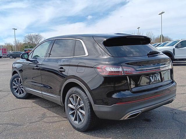 2022 Lincoln Nautilus Standard