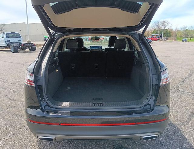 2022 Lincoln Nautilus Standard