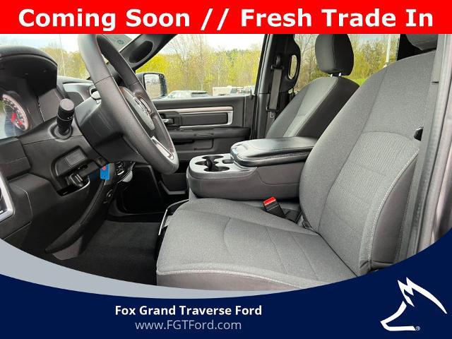 2024 Ram 1500 Classic Warlock Crew Cab 4x4 5'7" Box