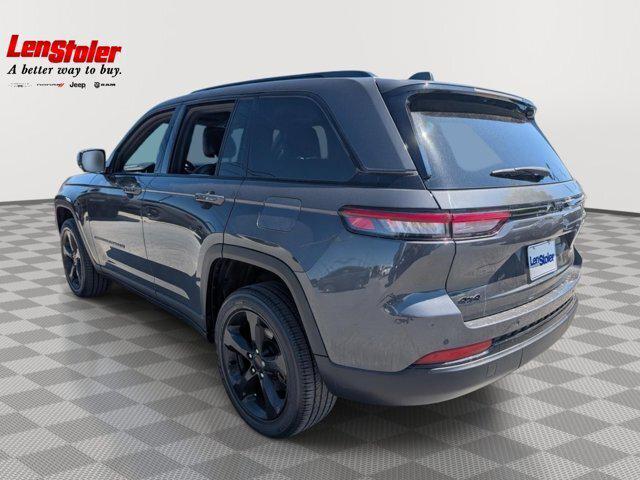 2023 Jeep Grand Cherokee Altitude 4x4 2023 Jeep Grand Cherokee Altitude 4x4