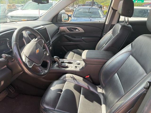 2021 Chevrolet Traverse FWD LT Leather