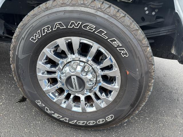 2022 Ford F-350 LARIAT