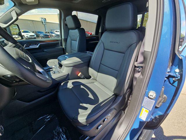 2026 GMC Sierra 2500HD Crew Cab, Standard Bed, Denali, 4WD