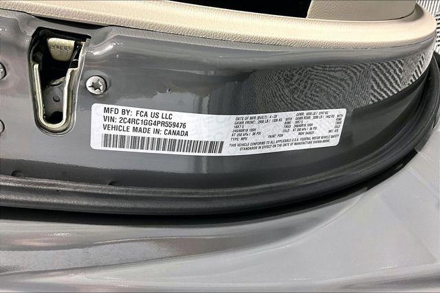 Used 2023 Chrysler Pacifica Limited For Sale in Millington, TN