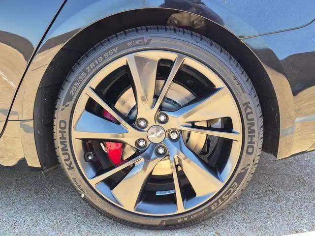 2022 Genesis G70 3.3T RWD