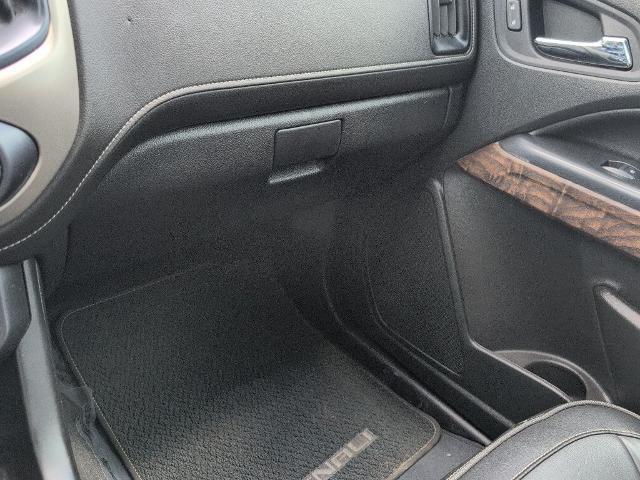 2022 GMC Canyon 2WD Crew Cab Short Box Denali