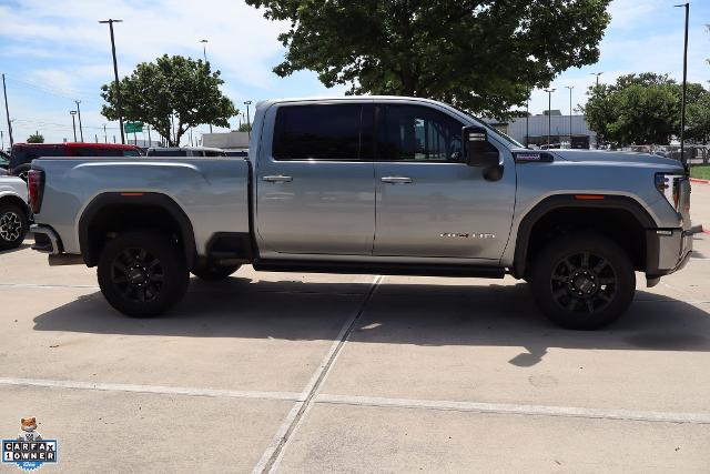 2024 GMC Sierra 2500HD 4WD Crew Cab Standard Bed AT4
