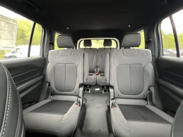 2026 Jeep Grand Cherokee L Altitude 4x4