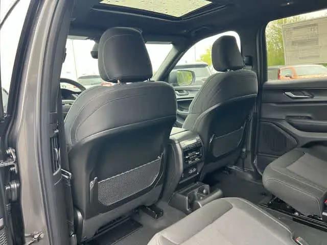 2026 Jeep Grand Cherokee L Altitude 4x4