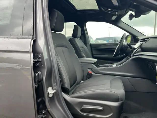 2026 Jeep Grand Cherokee L Altitude 4x4