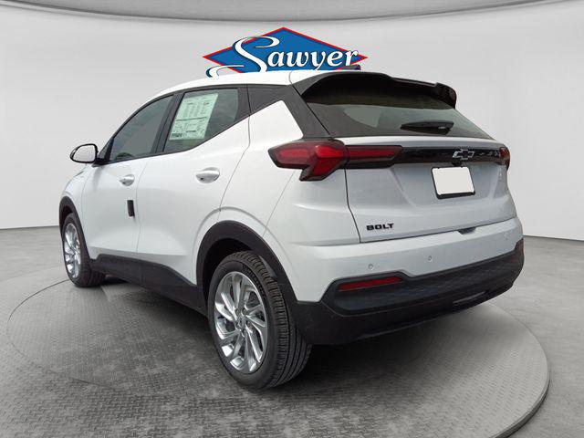 2027 Chevrolet Bolt LT FWD