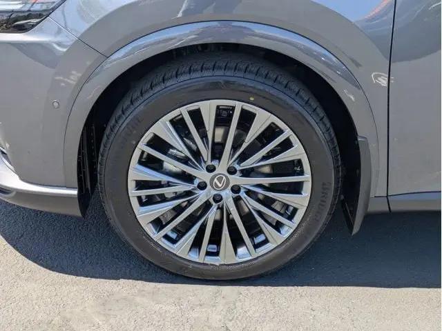 2026 Lexus RX 450h+ Luxury
