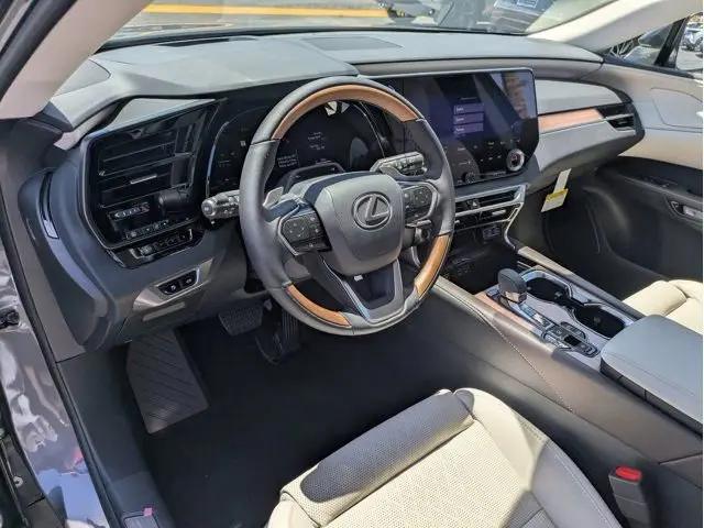 2026 Lexus RX 450h+ Luxury