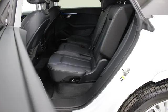 2022 Audi Q8 Premium Plus 55 TFSI quattro Tiptronic