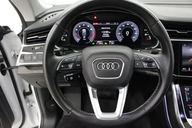 2022 Audi Q8 Premium Plus 55 TFSI quattro Tiptronic