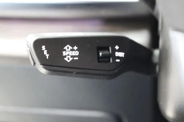 2022 Audi Q8 Premium Plus 55 TFSI quattro Tiptronic