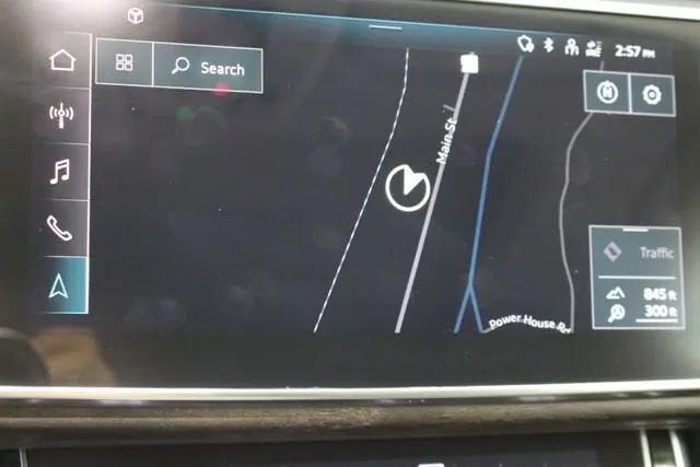 2022 Audi Q8 Premium Plus 55 TFSI quattro Tiptronic