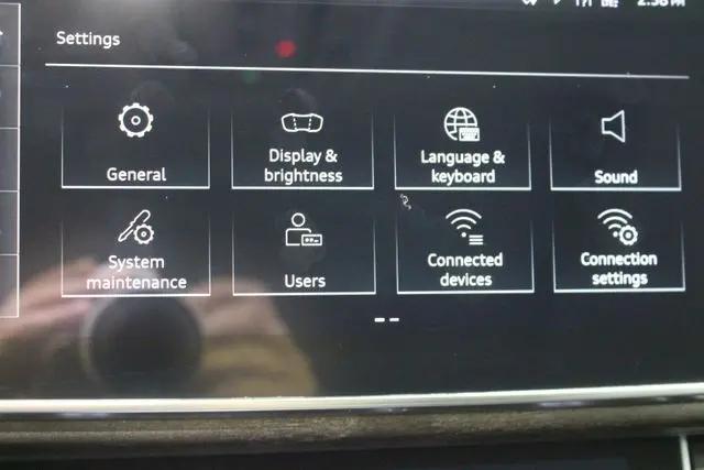 2022 Audi Q8 Premium Plus 55 TFSI quattro Tiptronic