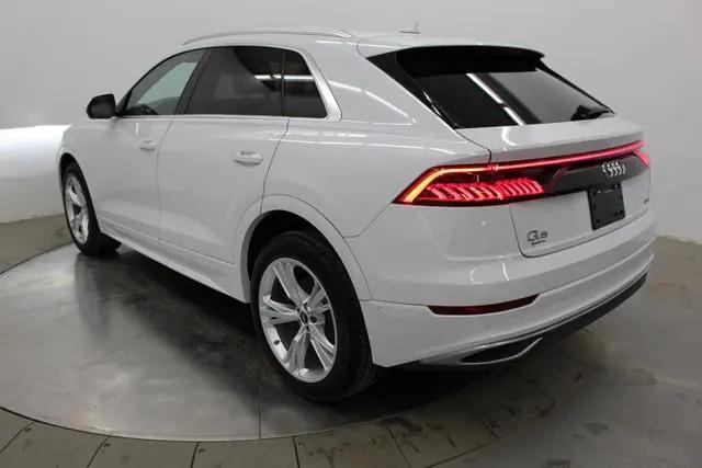 2022 Audi Q8 Premium Plus 55 TFSI quattro Tiptronic