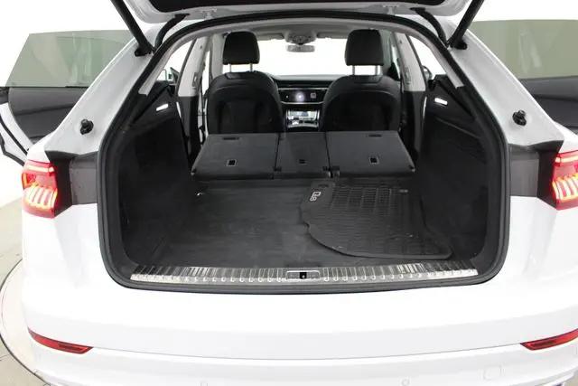 2022 Audi Q8 Premium Plus 55 TFSI quattro Tiptronic