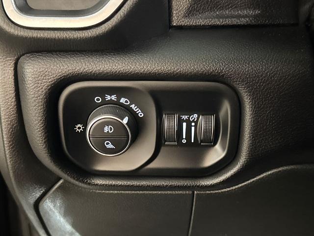 2022 Ram 3500 Laramie Crew Cab 4x4 8' Box