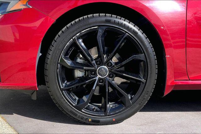 2023 Nissan Altima SR Intelligent AWD