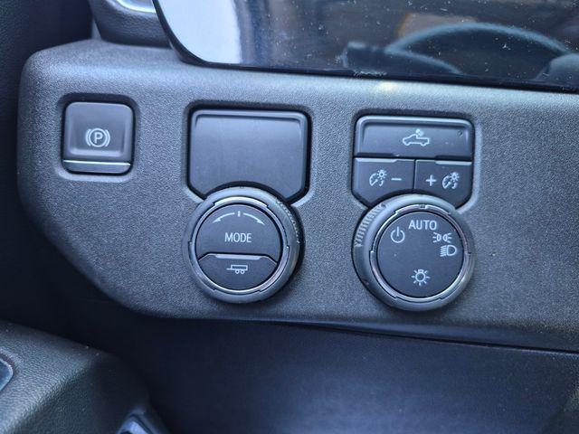 Used 2025 Chevrolet Silverado 1500 2WD Crew Cab Short Bed LT For Sale in Florence, SC