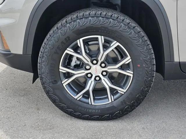 2026 GMC Acadia AT4 AWD