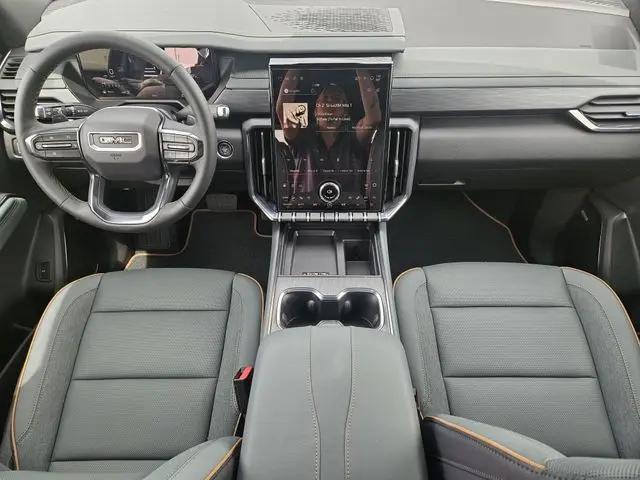 2026 GMC Acadia AT4 AWD