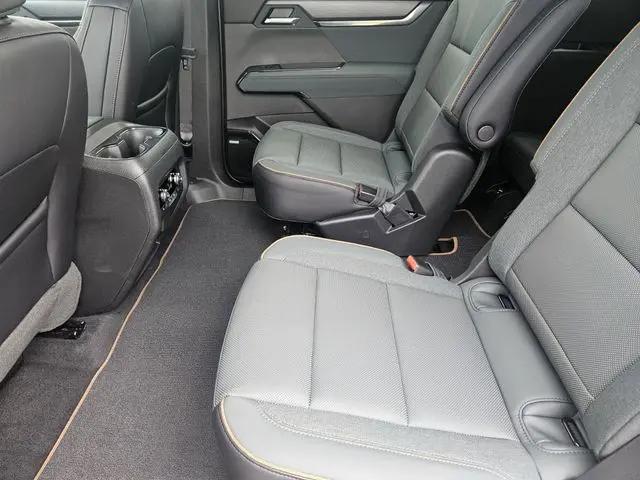 2026 GMC Acadia AT4 AWD