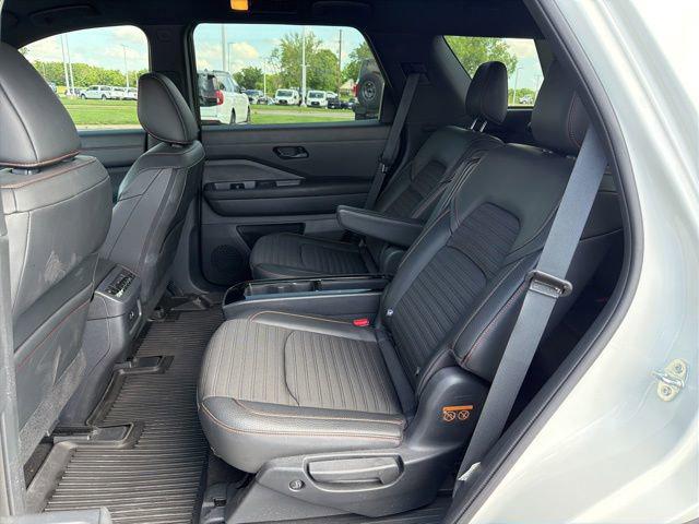2024 Nissan Pathfinder Rock Creek 4WD