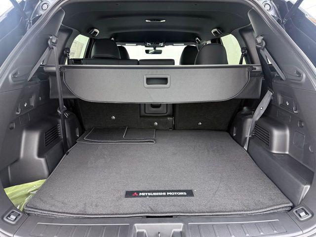 2026 Mitsubishi Outlander LE 1.5T S-AWC