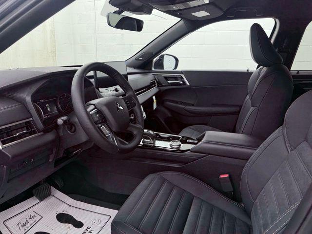 2026 Mitsubishi Outlander LE 1.5T S-AWC