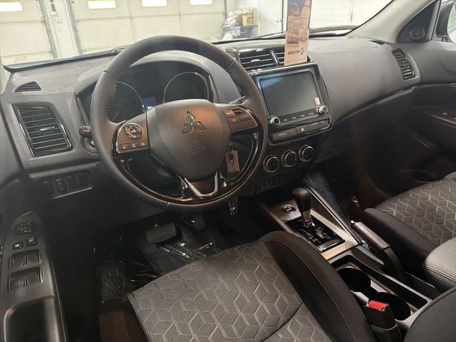2026 Mitsubishi Outlander Sport 2.0 LE