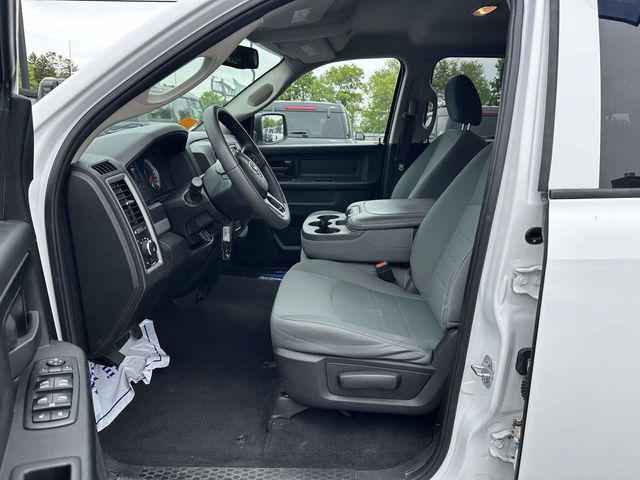 2019 Ram 1500 Classic Express Quad Cab 4x4 6'4" Box