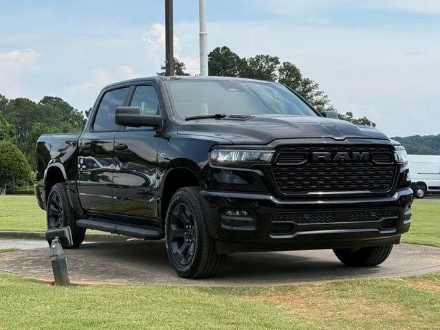 2026 RAM 1500 RAM 1500 EXPRESS CREW CAB 4X4 57 BOX