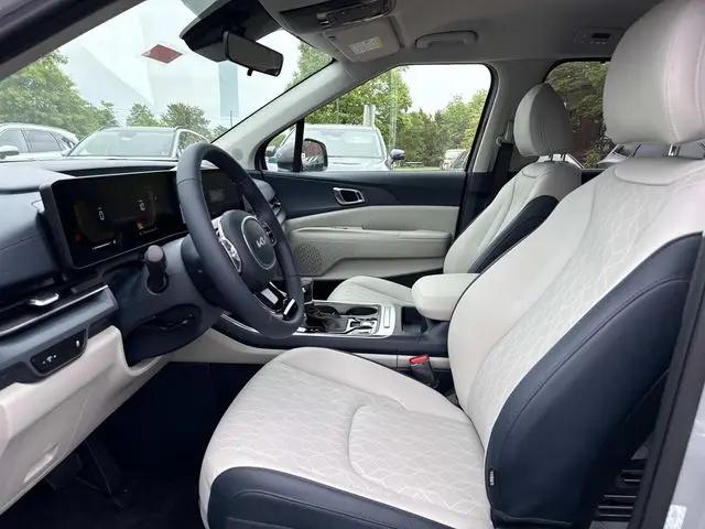 2026 Kia Carnival MPV EX