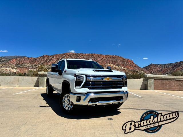2026 Chevrolet Silverado 3500HD Crew Cab, Standard Bed, LTZ, 4WD