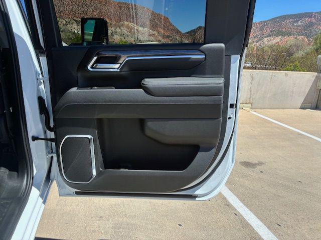 2026 Chevrolet Silverado 3500HD Crew Cab, Standard Bed, LTZ, 4WD