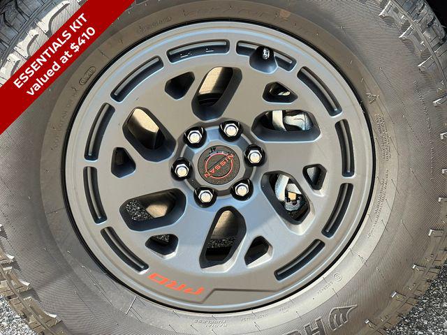 2026 Nissan Frontier Crew Cab Long Bed PRO-4X 4x4