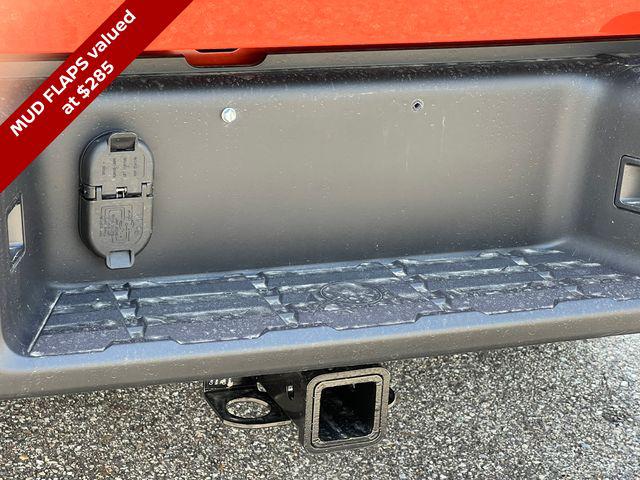 2026 Nissan Frontier Crew Cab Long Bed PRO-4X 4x4
