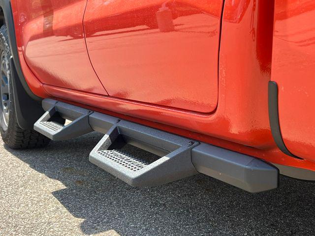 2026 Nissan Frontier Crew Cab Long Bed PRO-4X 4x4