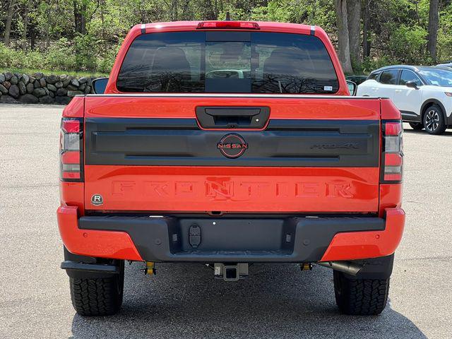2026 Nissan Frontier Crew Cab Long Bed PRO-4X 4x4