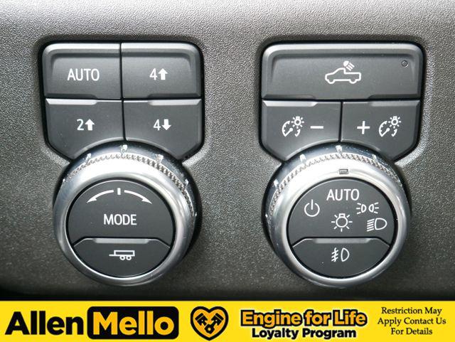 2024 GMC Sierra 1500 4WD Crew Cab Short Box Elevation with 3SB